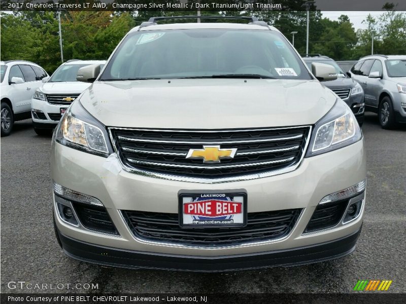 Champagne Silver Metallic / Dark Titanium/Light Titanium 2017 Chevrolet Traverse LT AWD