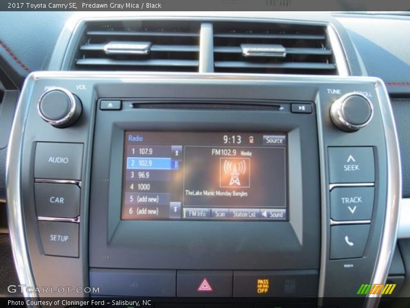 Predawn Gray Mica / Black 2017 Toyota Camry SE