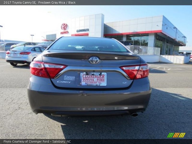 Predawn Gray Mica / Black 2017 Toyota Camry SE