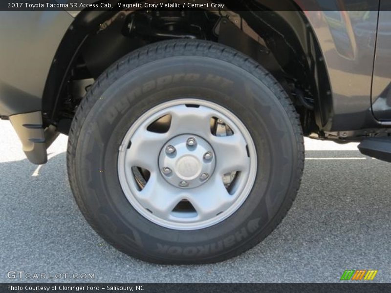 Magnetic Gray Metallic / Cement Gray 2017 Toyota Tacoma SR Access Cab