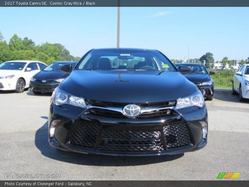 Cosmic Gray Mica / Black 2017 Toyota Camry SE