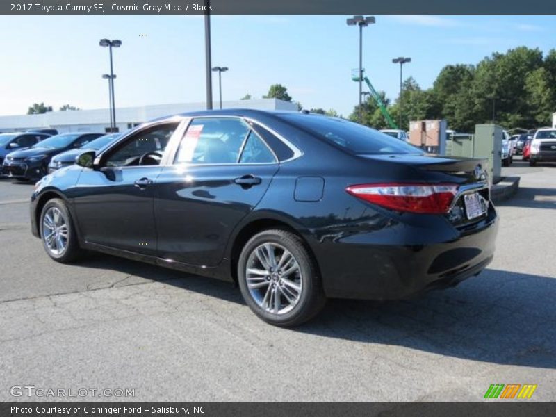 Cosmic Gray Mica / Black 2017 Toyota Camry SE