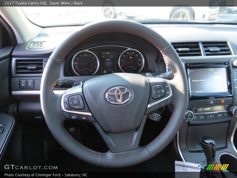 Super White / Black 2017 Toyota Camry XSE