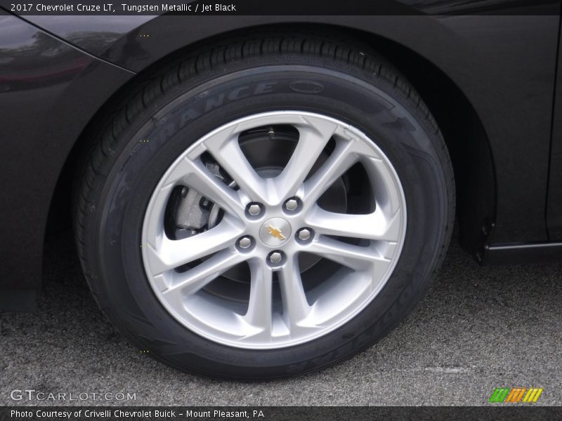 Tungsten Metallic / Jet Black 2017 Chevrolet Cruze LT