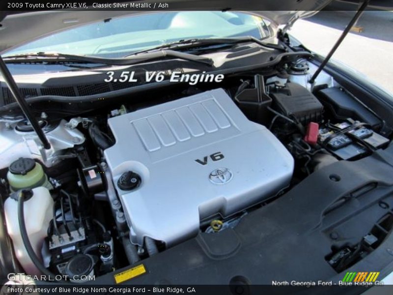 Classic Silver Metallic / Ash 2009 Toyota Camry XLE V6