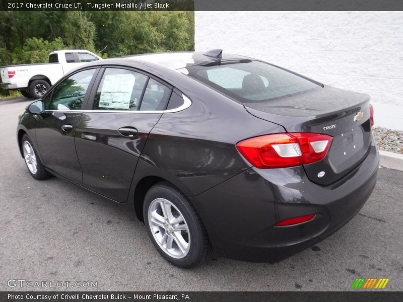 Tungsten Metallic / Jet Black 2017 Chevrolet Cruze LT