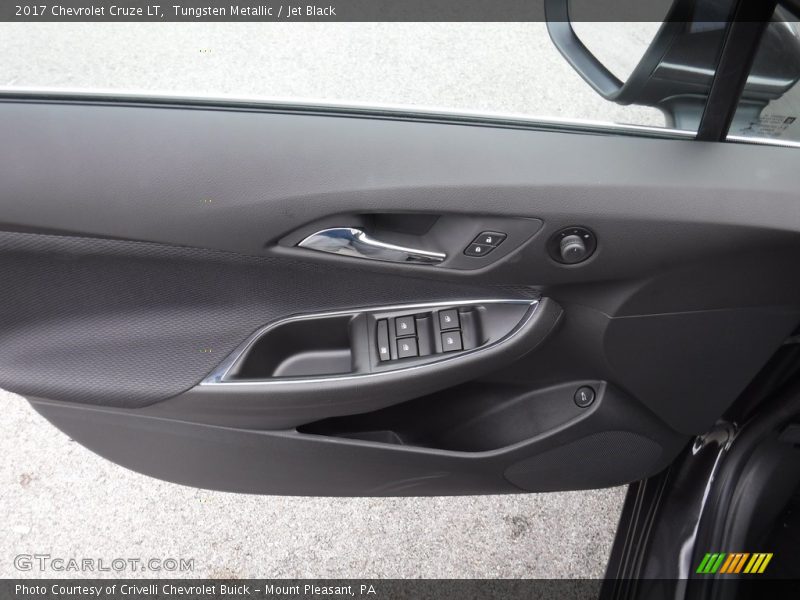 Tungsten Metallic / Jet Black 2017 Chevrolet Cruze LT