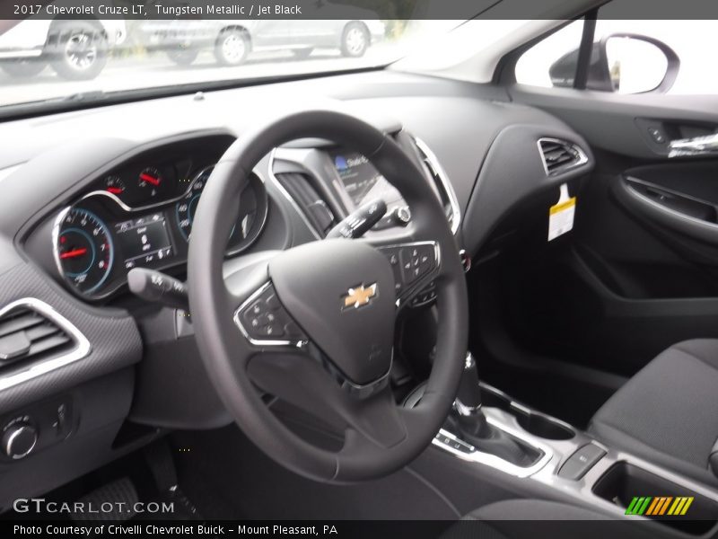 Tungsten Metallic / Jet Black 2017 Chevrolet Cruze LT