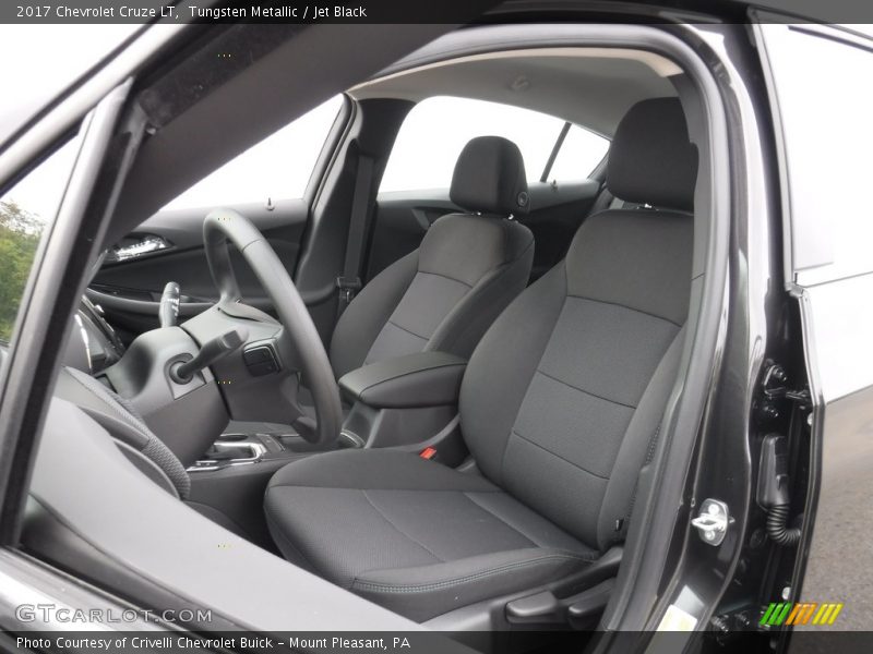 Tungsten Metallic / Jet Black 2017 Chevrolet Cruze LT