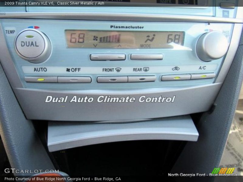 Classic Silver Metallic / Ash 2009 Toyota Camry XLE V6