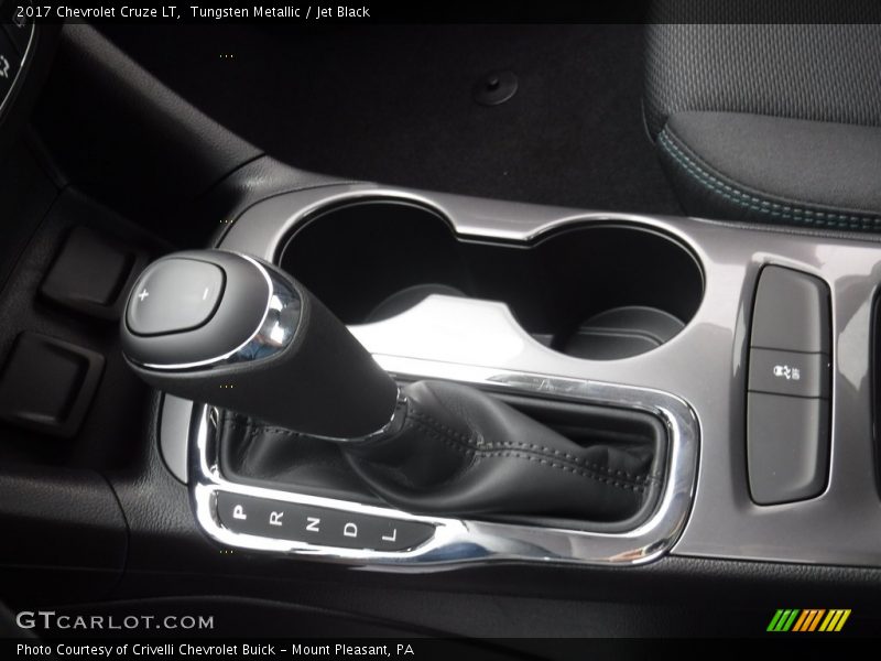 Tungsten Metallic / Jet Black 2017 Chevrolet Cruze LT