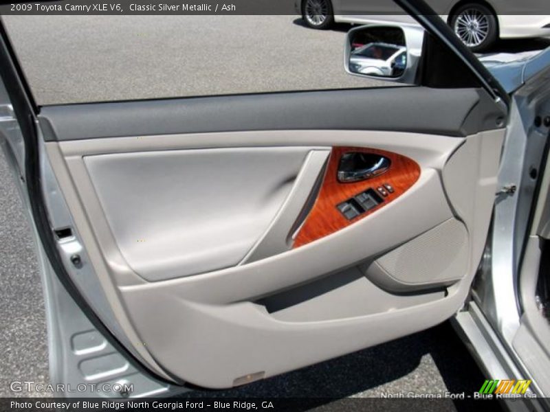 Classic Silver Metallic / Ash 2009 Toyota Camry XLE V6