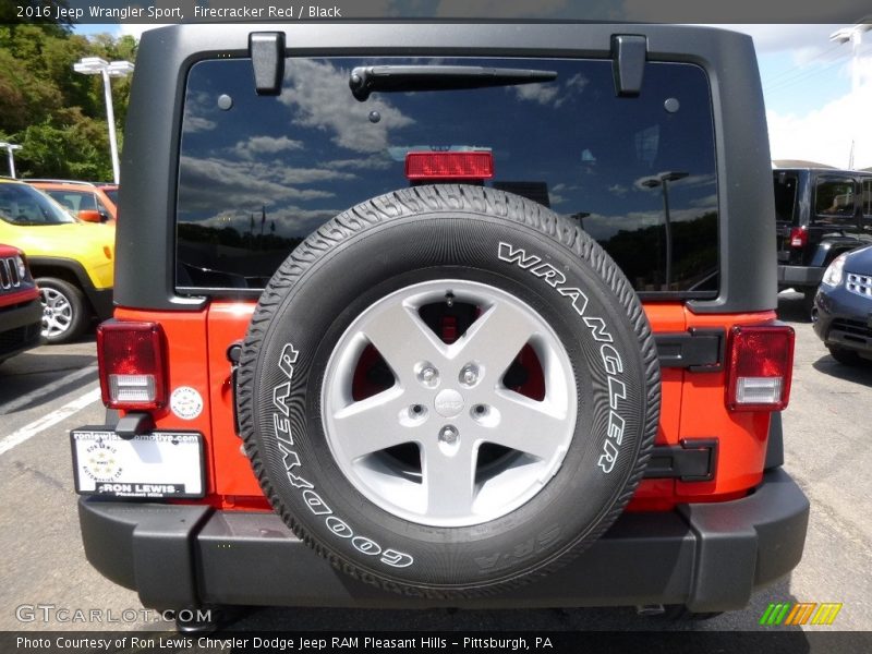 Firecracker Red / Black 2016 Jeep Wrangler Sport