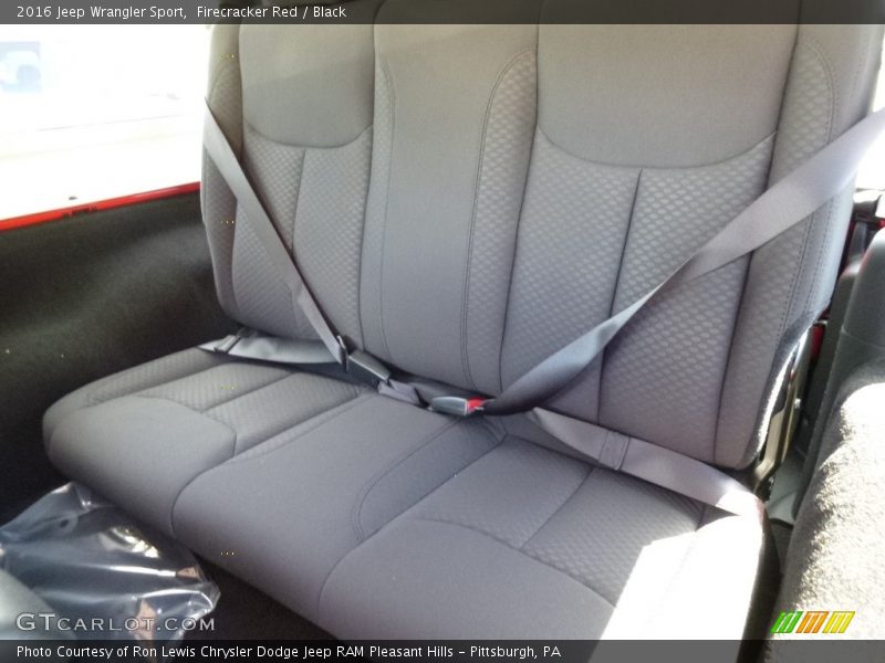 Firecracker Red / Black 2016 Jeep Wrangler Sport
