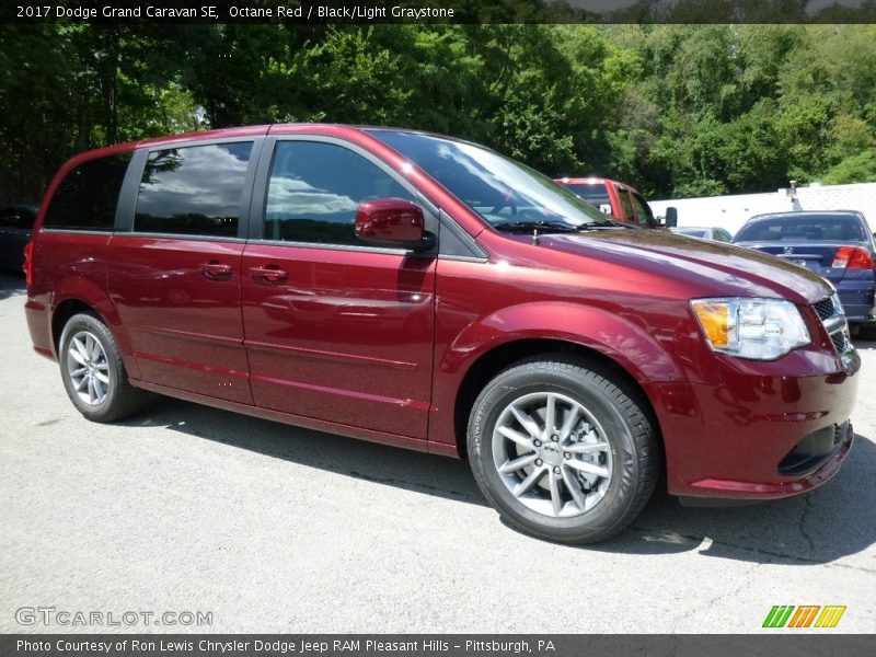 Octane Red / Black/Light Graystone 2017 Dodge Grand Caravan SE