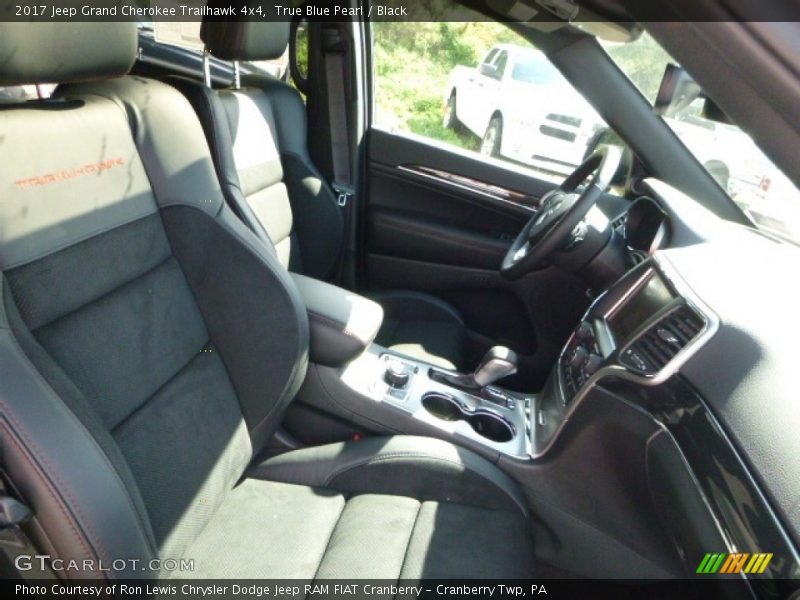 Front Seat of 2017 Grand Cherokee Trailhawk 4x4