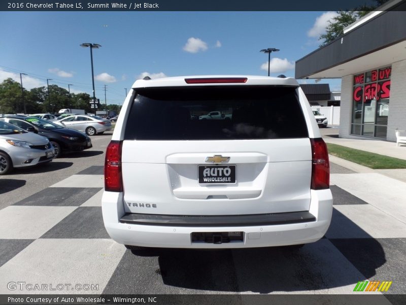 Summit White / Jet Black 2016 Chevrolet Tahoe LS