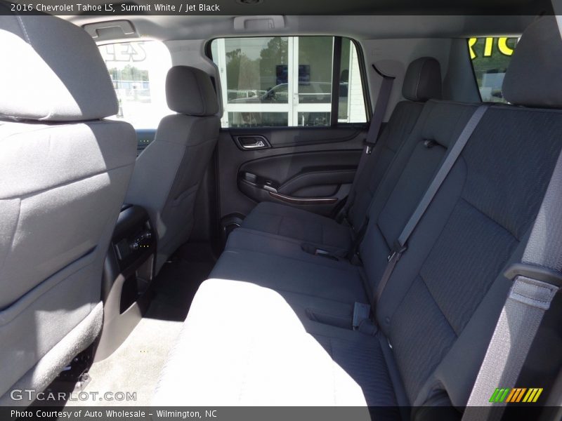 Summit White / Jet Black 2016 Chevrolet Tahoe LS