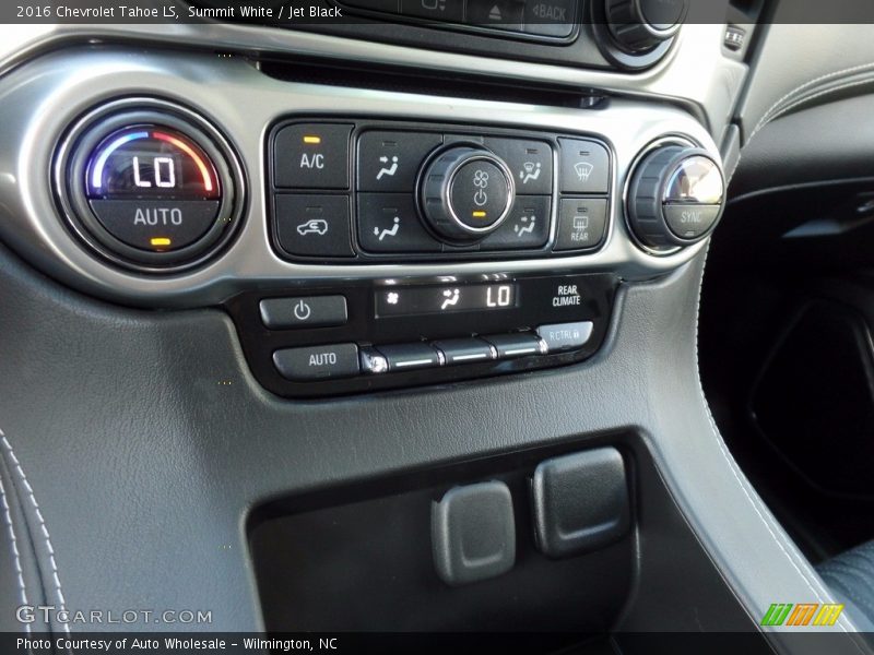 Summit White / Jet Black 2016 Chevrolet Tahoe LS