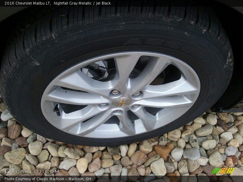 Nightfall Gray Metallic / Jet Black 2016 Chevrolet Malibu LT