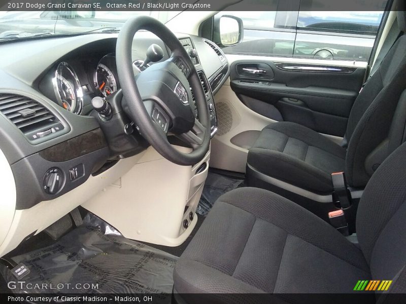 Octane Red / Black/Light Graystone 2017 Dodge Grand Caravan SE