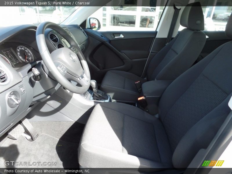 Pure White / Charcoal 2015 Volkswagen Tiguan S