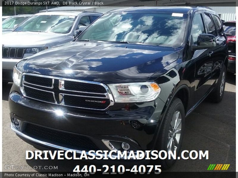 DB Black Crystal / Black 2017 Dodge Durango SXT AWD