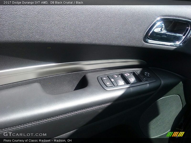 DB Black Crystal / Black 2017 Dodge Durango SXT AWD
