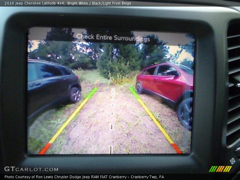 Bright White / Black/Light Frost Beige 2016 Jeep Cherokee Latitude 4x4