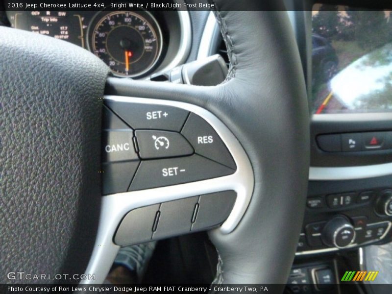 Bright White / Black/Light Frost Beige 2016 Jeep Cherokee Latitude 4x4
