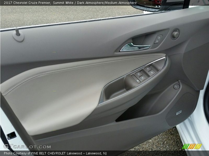 Summit White / Dark Atmosphere/Medium Atmosphere 2017 Chevrolet Cruze Premier