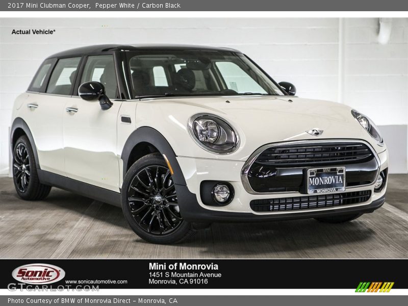 Pepper White / Carbon Black 2017 Mini Clubman Cooper