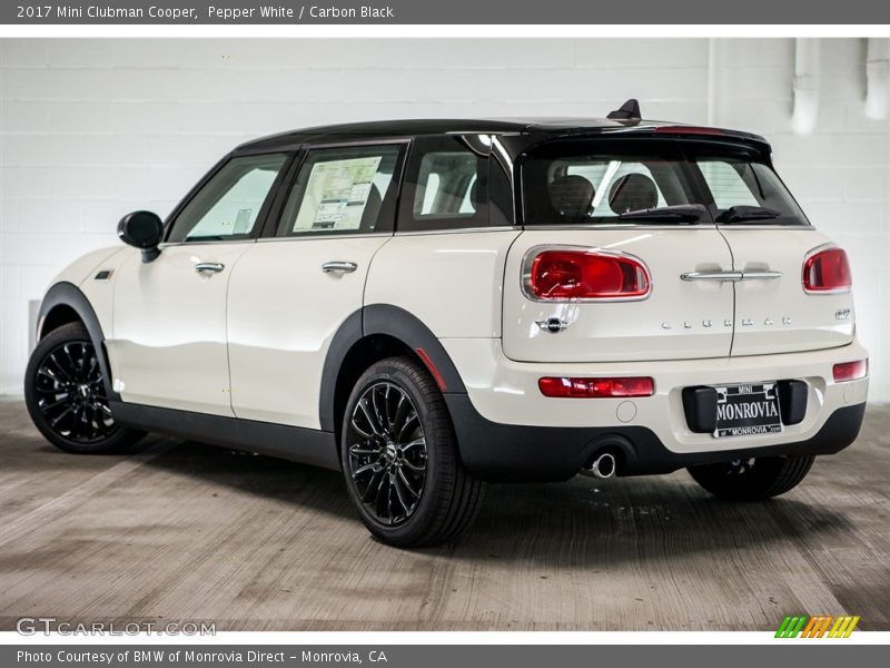 Pepper White / Carbon Black 2017 Mini Clubman Cooper