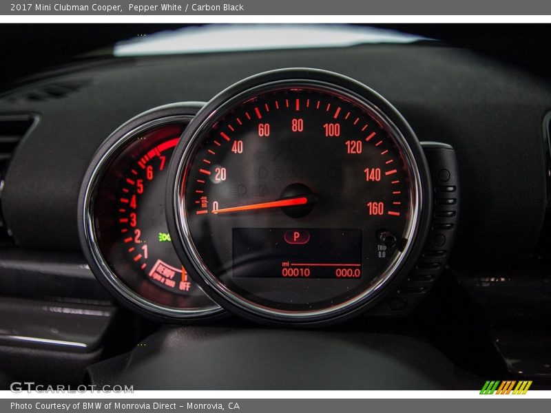 Pepper White / Carbon Black 2017 Mini Clubman Cooper