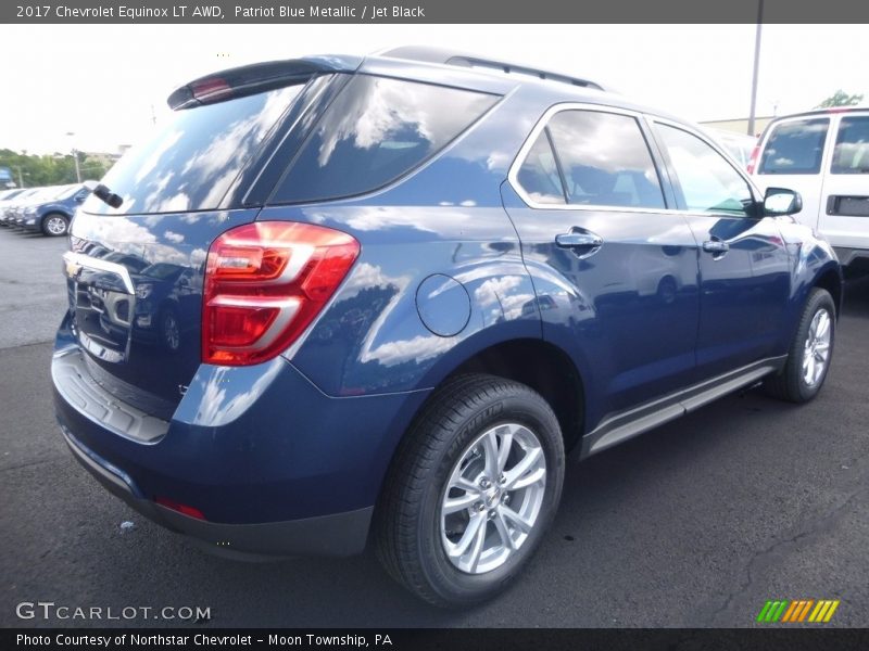 Patriot Blue Metallic / Jet Black 2017 Chevrolet Equinox LT AWD