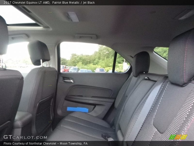 Patriot Blue Metallic / Jet Black 2017 Chevrolet Equinox LT AWD