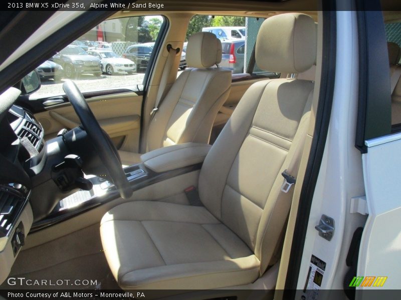Alpine White / Sand Beige 2013 BMW X5 xDrive 35d