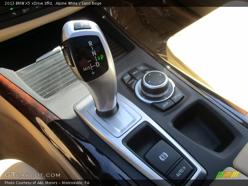 Alpine White / Sand Beige 2013 BMW X5 xDrive 35d