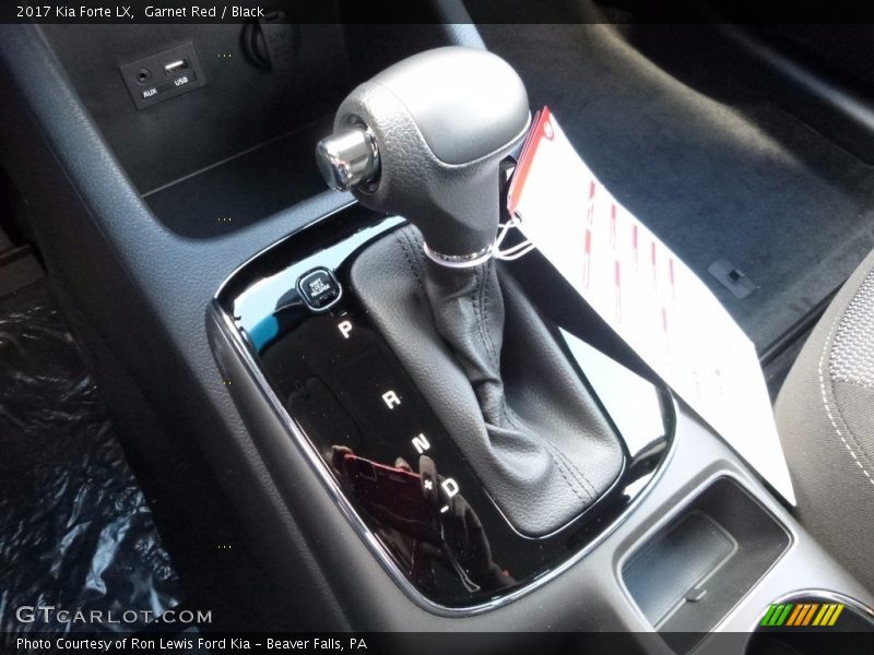  2017 Forte LX 6 Speed Automatic Shifter