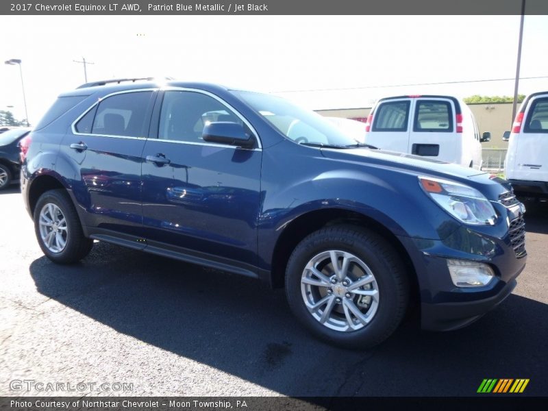 Patriot Blue Metallic / Jet Black 2017 Chevrolet Equinox LT AWD