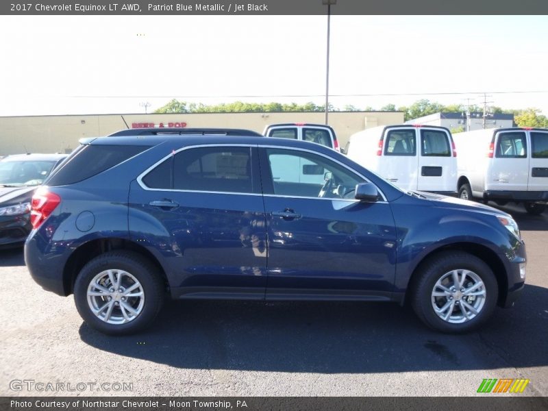 Patriot Blue Metallic / Jet Black 2017 Chevrolet Equinox LT AWD