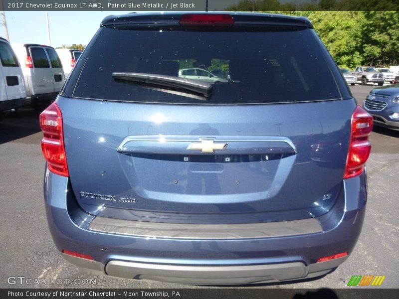 Patriot Blue Metallic / Jet Black 2017 Chevrolet Equinox LT AWD