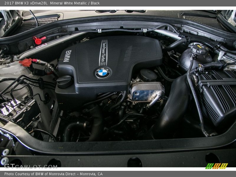 Mineral White Metallic / Black 2017 BMW X3 xDrive28i