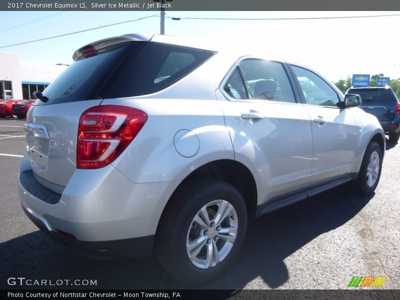 Silver Ice Metallic / Jet Black 2017 Chevrolet Equinox LS