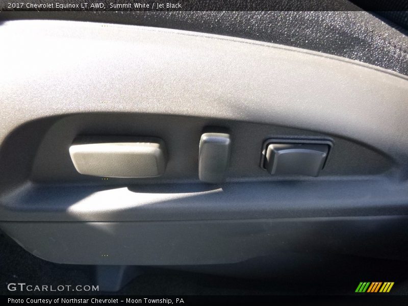 Summit White / Jet Black 2017 Chevrolet Equinox LT AWD