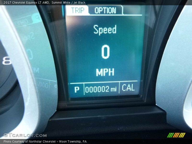 Summit White / Jet Black 2017 Chevrolet Equinox LT AWD