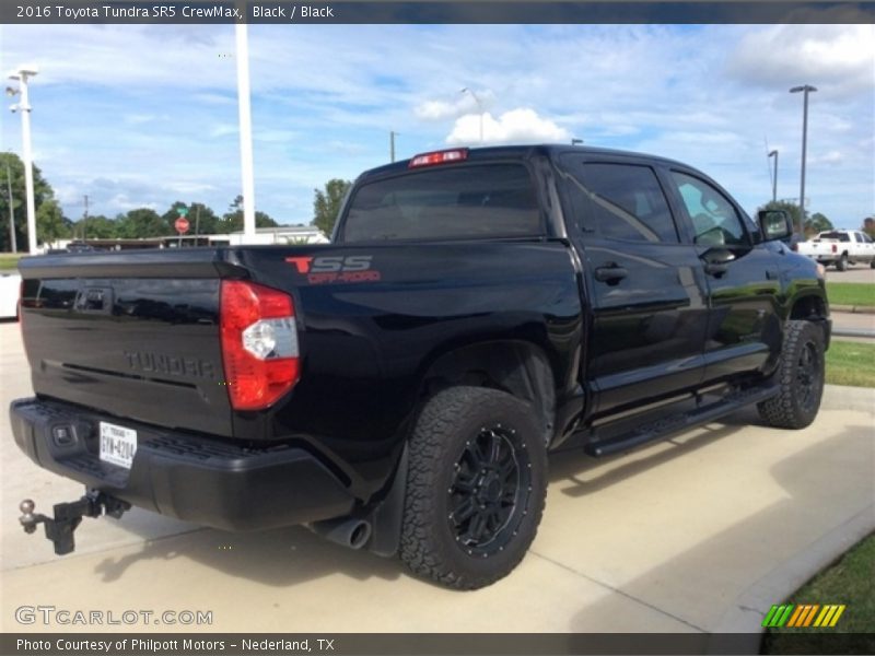 Black / Black 2016 Toyota Tundra SR5 CrewMax