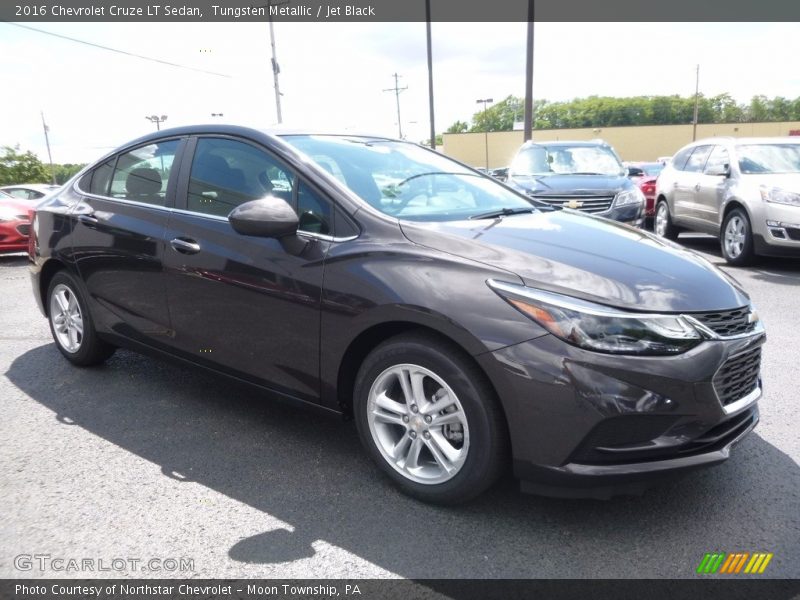 Tungsten Metallic / Jet Black 2016 Chevrolet Cruze LT Sedan