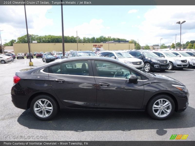Tungsten Metallic / Jet Black 2016 Chevrolet Cruze LT Sedan