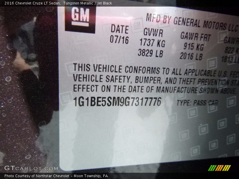 Tungsten Metallic / Jet Black 2016 Chevrolet Cruze LT Sedan